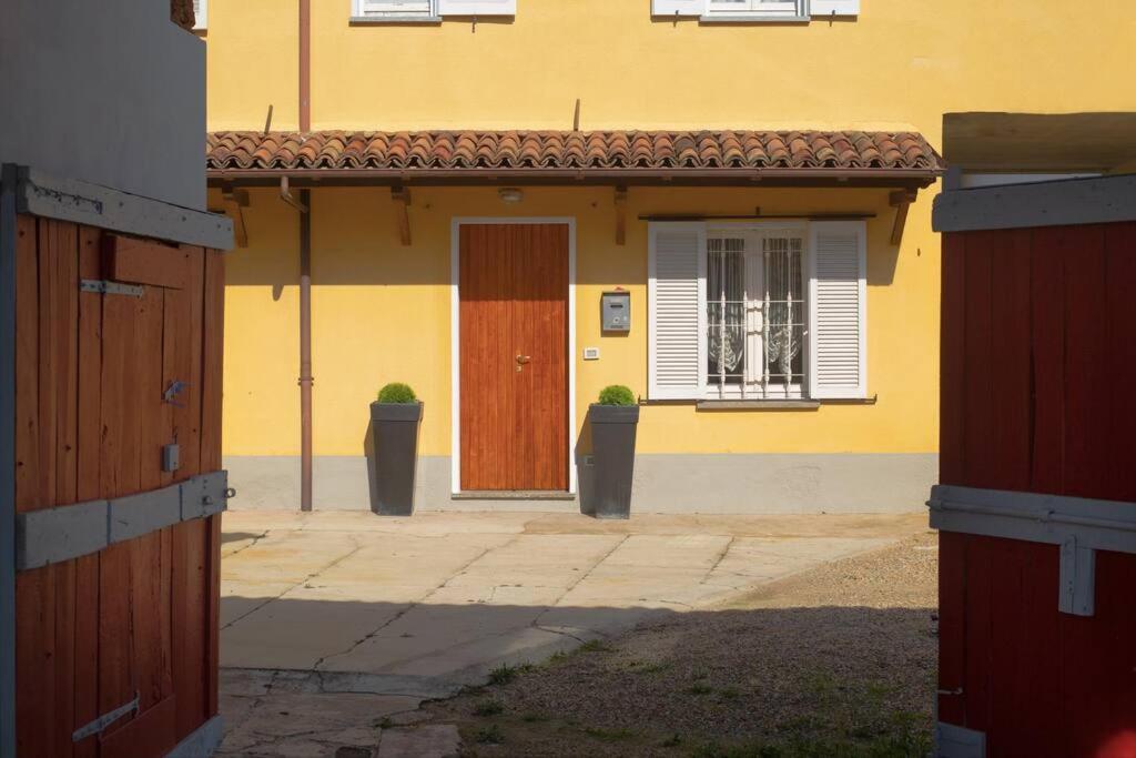 Maria'S Bed - Intero Alloggio Accogliente Dorno Dış mekan fotoğraf